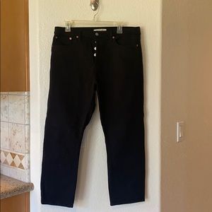 Black Levi’s wedgie straight jeans